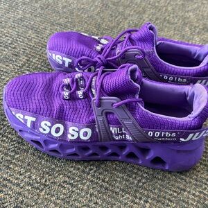 Just So So Women’s Running Shoes